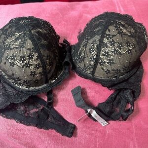 Victorias Secret Elegant Black Lace Bra